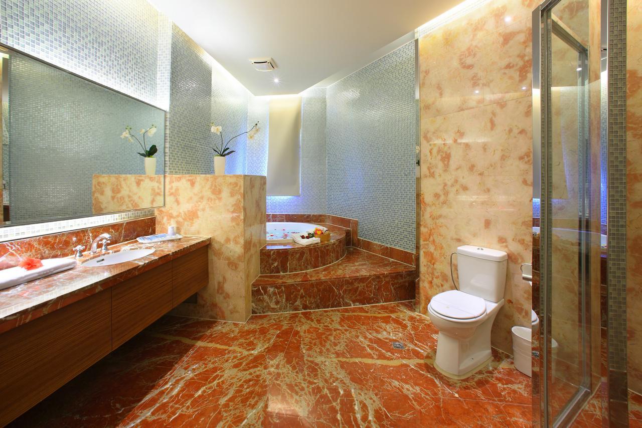 Spring Hotel Taichung Exterior photo